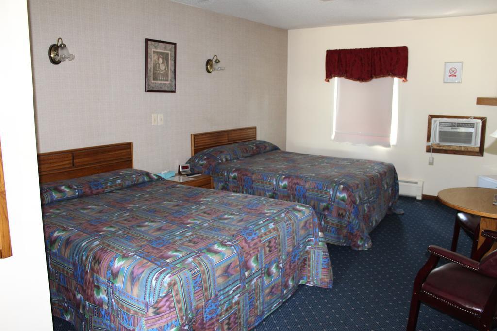 Northern Family Motel Potsdam Exterior foto